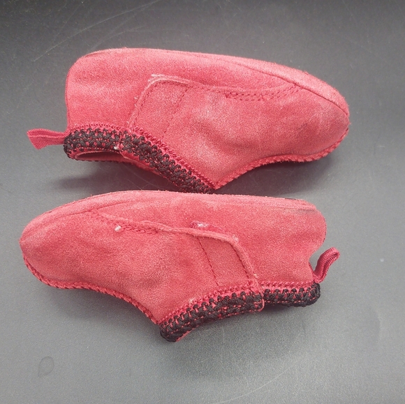 UGG TASMAN RED SUEDE SHEARLING INFANT BOOTS BOOTIES 4/5 - Picture 4 of 10